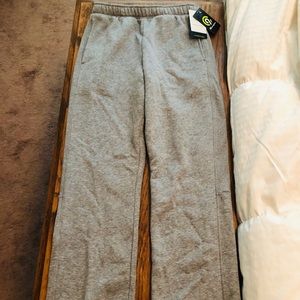 NWT. Boys size large.